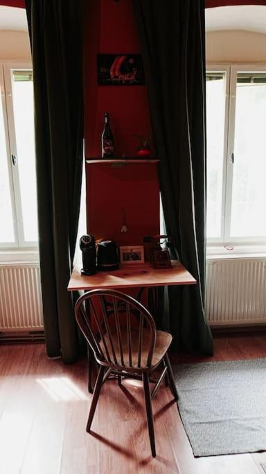 Sahara Studio With Shared Bathroom In City Centre Bratislava Exterior foto