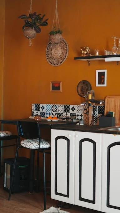 Sahara Studio With Shared Bathroom In City Centre Bratislava Exterior foto