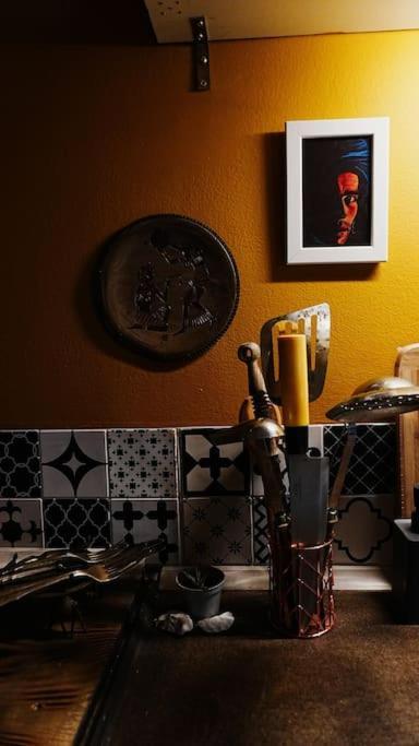 Sahara Studio With Shared Bathroom In City Centre Bratislava Exterior foto