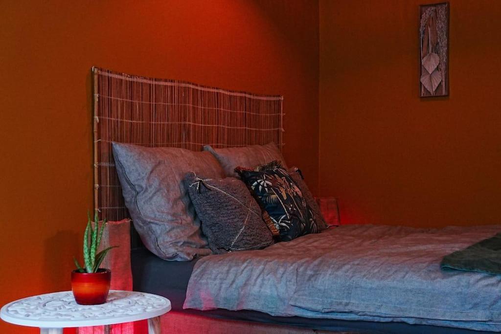 Sahara Studio With Shared Bathroom In City Centre Bratislava Exterior foto