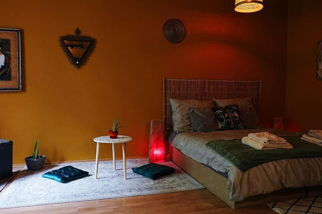 Sahara Studio With Shared Bathroom In City Centre Bratislava Exterior foto